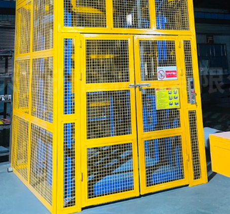 塔河货梯可以安装在室外吗